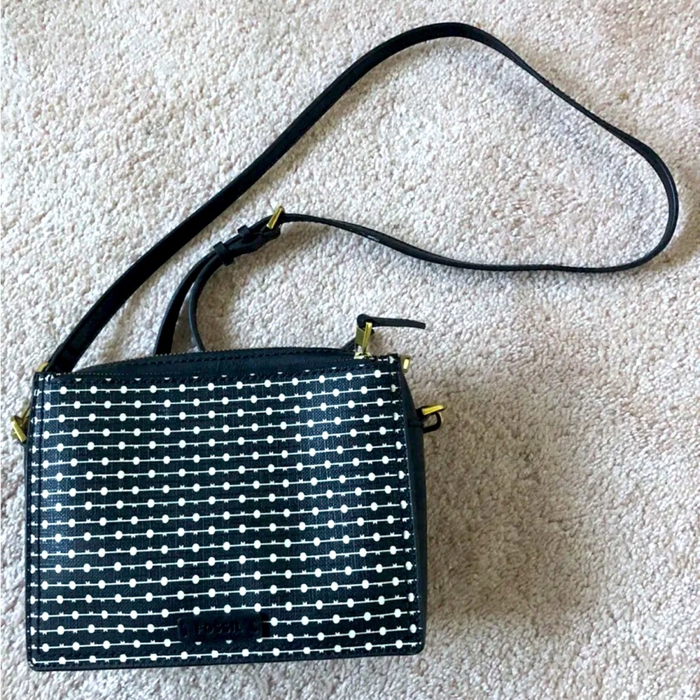 FOSSIL CROSSBODY WOMEN HANDBAG IN PERFECT CONDITION PRE-OWNED